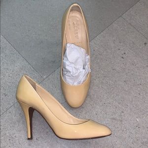 J. Crew nude patent round toe heel